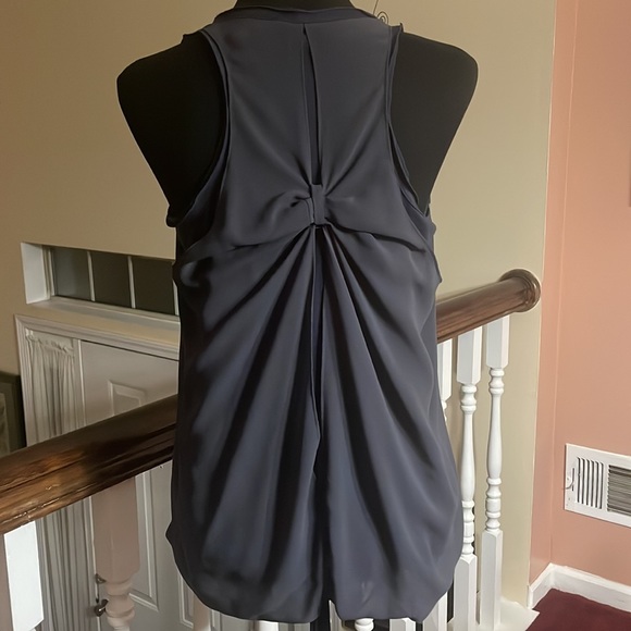 Robbi & Nikki - Gray cowl neck Tank with purple undertone. Size L. - Picture 2 of 4